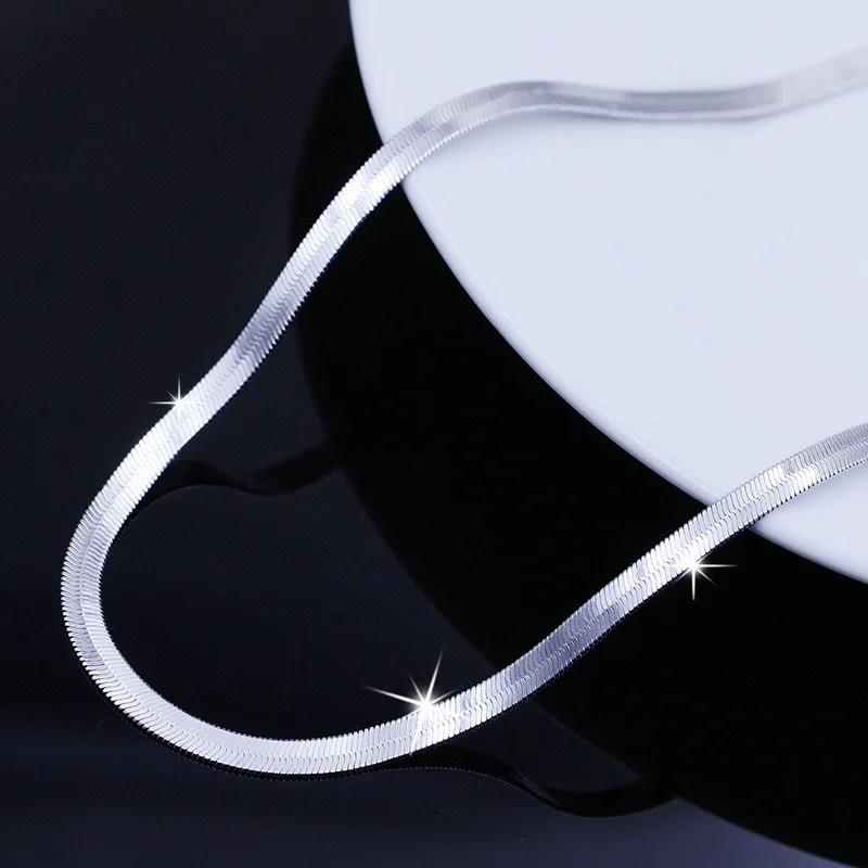 

Flat Necklace Silver Color Snake Chain Geometric Blade Short Necklace Men's and Women's Gift Jewelry Simple Temperament Jewelry