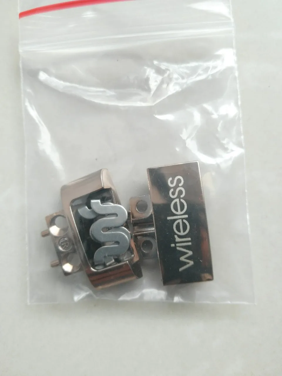 For Beats solo 3 solo2 wireless metal buckle logo steel standard iron sheet head beam buckle