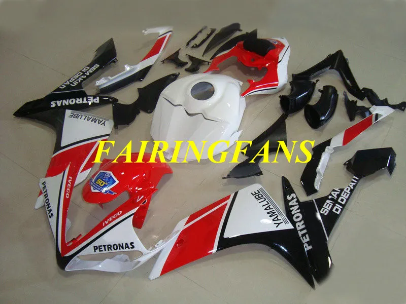 R1-07-08-REDWHITEBLACKab