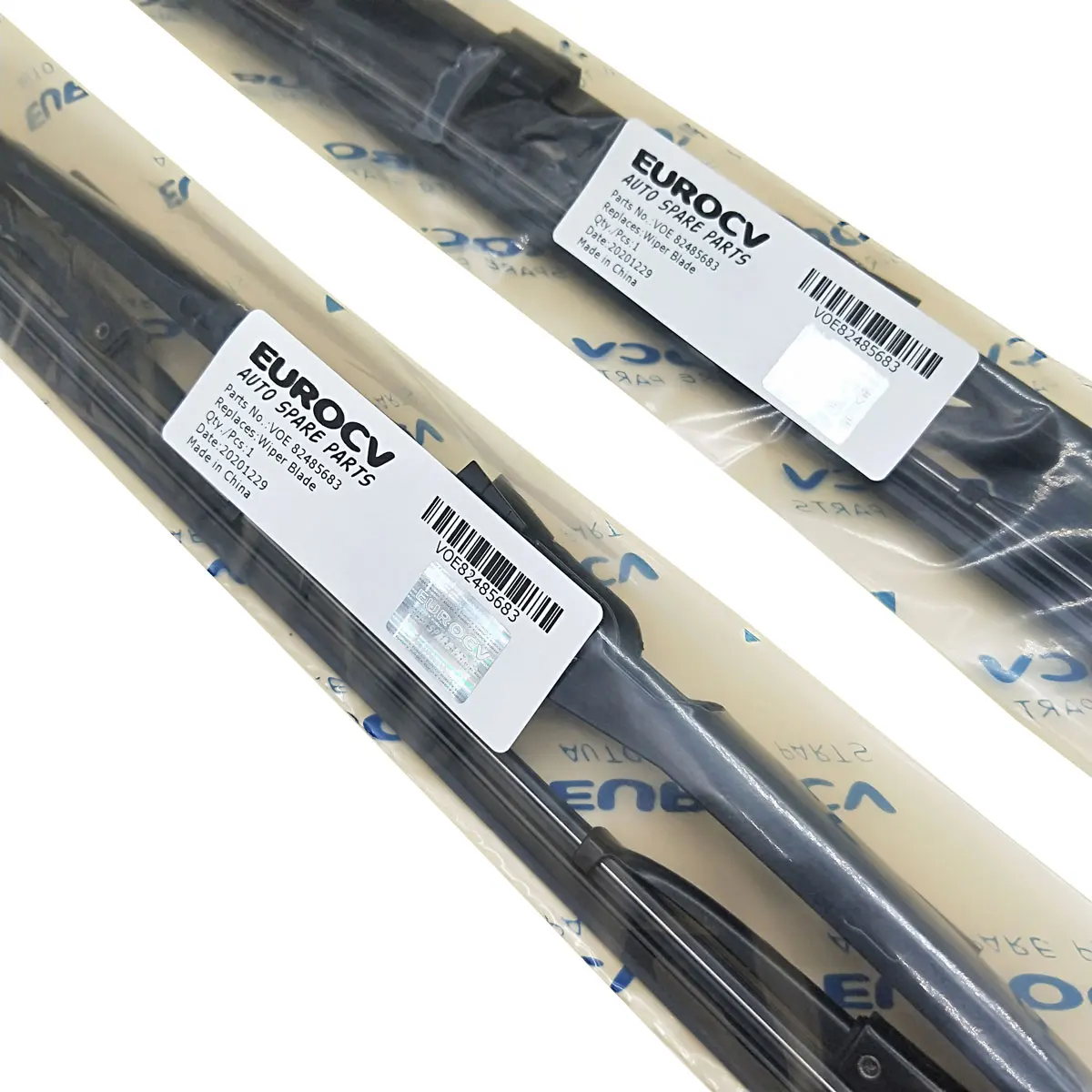 Volvoトラック用のスペアパーツ,82485683ワイパーブレード,700mm,4個