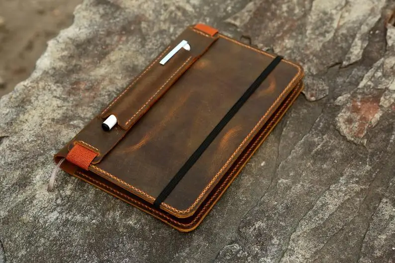 Персонализированный кожаный чехол для ноутбука Leuchtturm 1917 Medium A5/минималистичный
