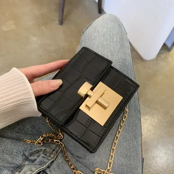 

Summer popular chain bag 2020 new bag female fashion shoulder messenger female bag crocodile pattern lock small square bag
