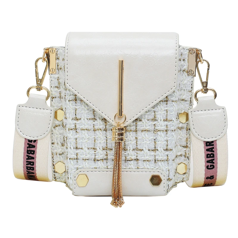 Маленькая сумка-ведро, тканая женская сумка, модная женская сумка с заклепками, сумка-мессенджер с кисточками, через плечо, роскошная дизайнерская сумка, женская сумка - Цвет: white