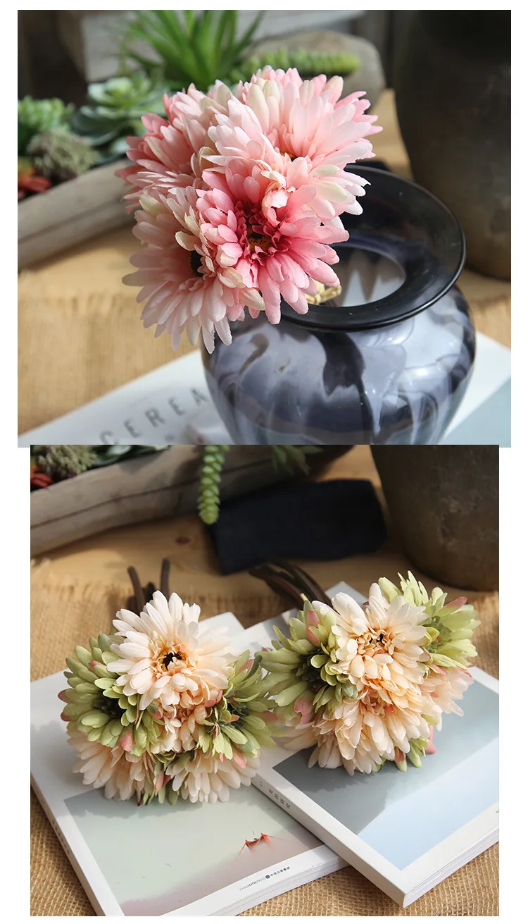 8607512721_516171610