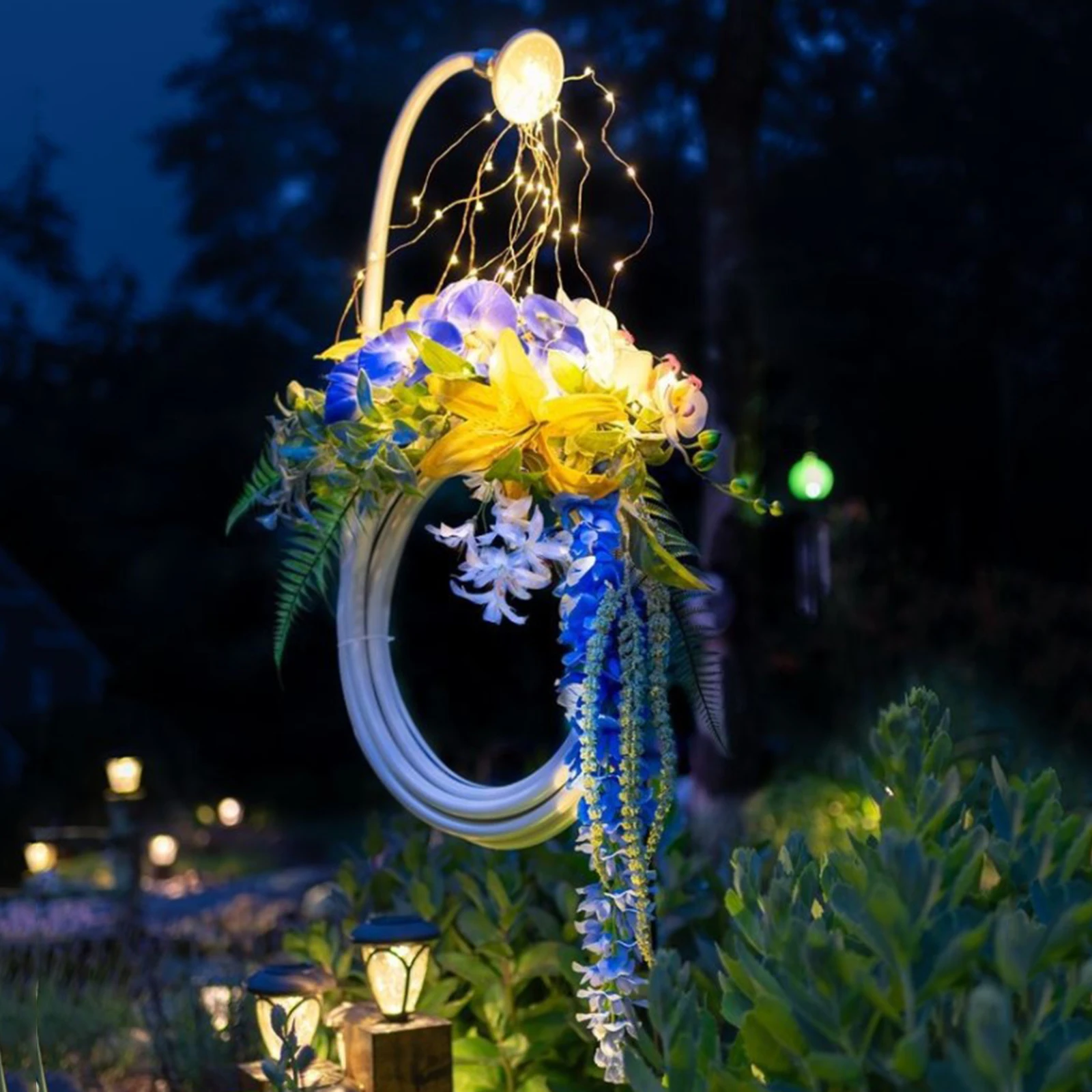 Artificial Flowers Light Up Outdoor Hanging Solar Lights Wreath