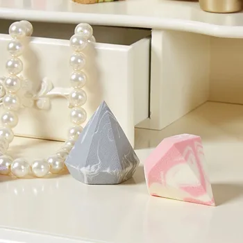 

1Pcs Fashion Two Color Beauty Eggs Ultra Soft Makeup Puff Mix Sponge For Beauty Stirring Basic Makeup Tools