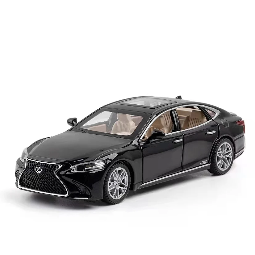 Модель автомобиля из сплава с имитацией силы 1:32 Lexus LS500h |