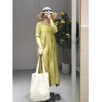 

SuperAen Flower Bud Autumn New Solid O Neck Three Quarter Plus Size Slim Medium Length Dress for Women
