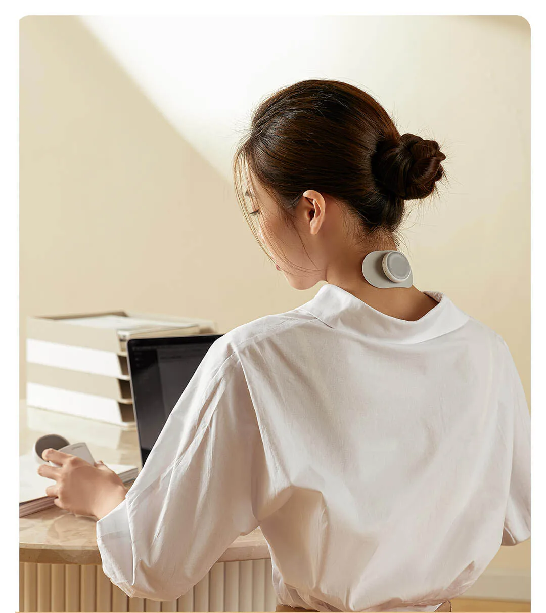 Gadgetoo Youpin Lf Leravan Magic Massage Stickers With Charging Case Tens Pulse