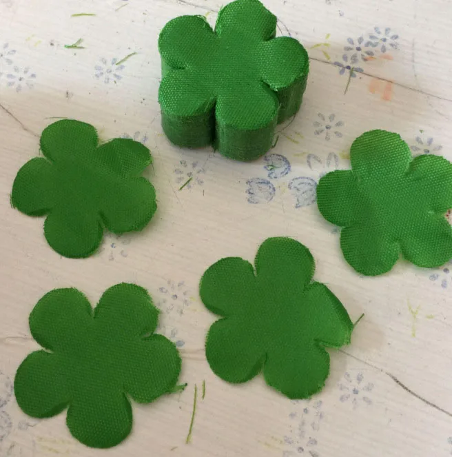 10pcs-green-artificial-leaves-wedding-home-decoration-rose-leaves-DIY-cut-and-paste-craft-false-flowers(13)