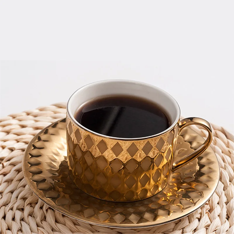 

Luxury Golden Coffee Cups Saucer Sets Noble Gold Pottery Frosted Afternoon Teacup Espresso Mug Tazas Tasse Free Teaspoon