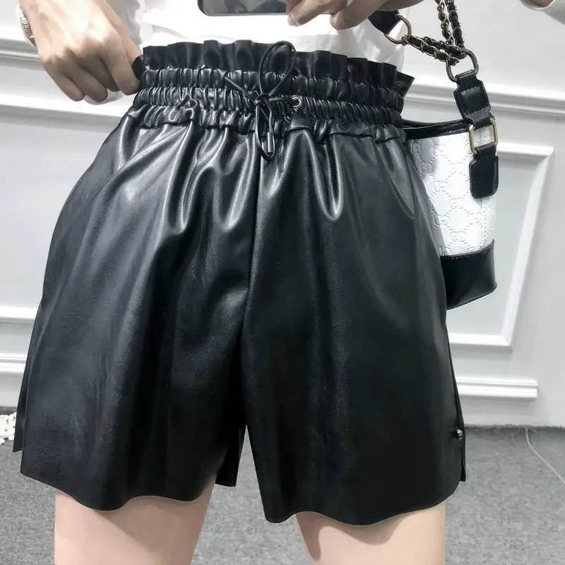 

2020 New Women Casual Black Loose PU Faux Leather High Elastic Waist Wide Leg Shorts Lady High Quality Autumn Winter Short Pants
