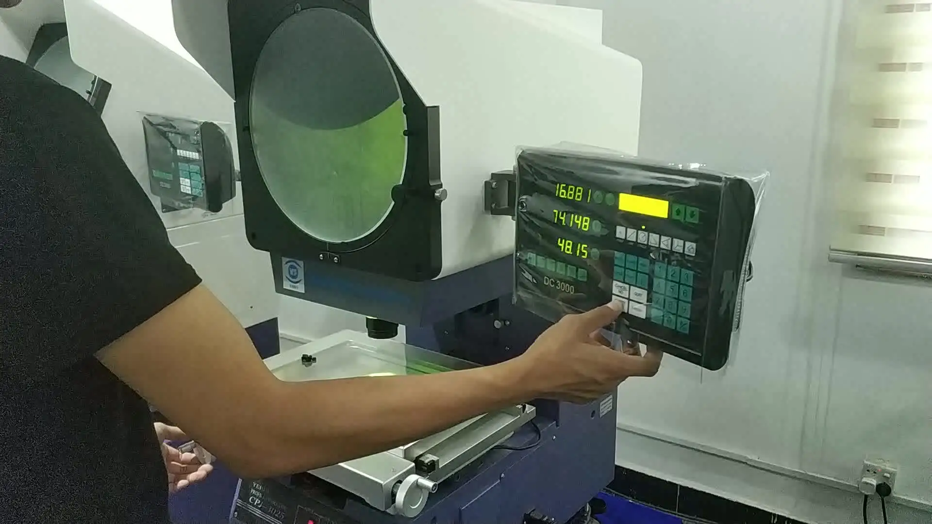 Dimension Measurement Shadowgraph Profile Projector