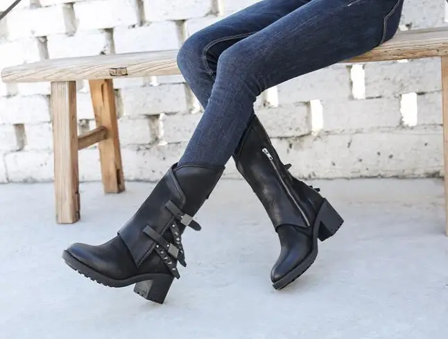 

Black Gray V-shape Round Toe Retro 65 mm Square Heels Buckles Zip 100% Real Leather Mid-calf Boots Winter Platform Short Booties