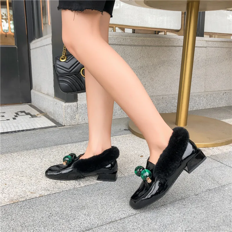 FEDONAS/теплые женские туфли-лодочки с закрытым носком; винтажные вечерние туфли из лакированной кожи на высоком каблуке; обувь для танцев; женские классические лоферы