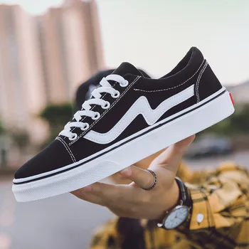 

Men's Skateboarding Shoes Casual Canvas Sneakers Breathable Flats Shoes Walking Shoes Lace-up Sneaker Men Chaussure Homme