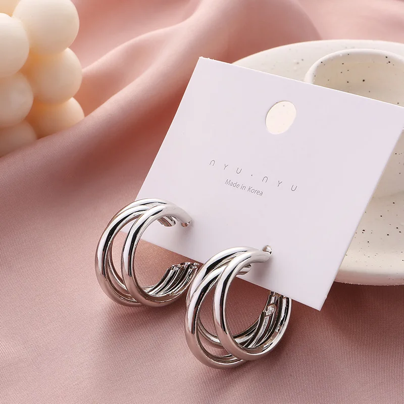 Ear Clip Earrings GRACE JUN Fashion Vintage C shape Hoop Clip on Earrings for Women Non Pierced Earrings Party Birthday Cute Ear Clips