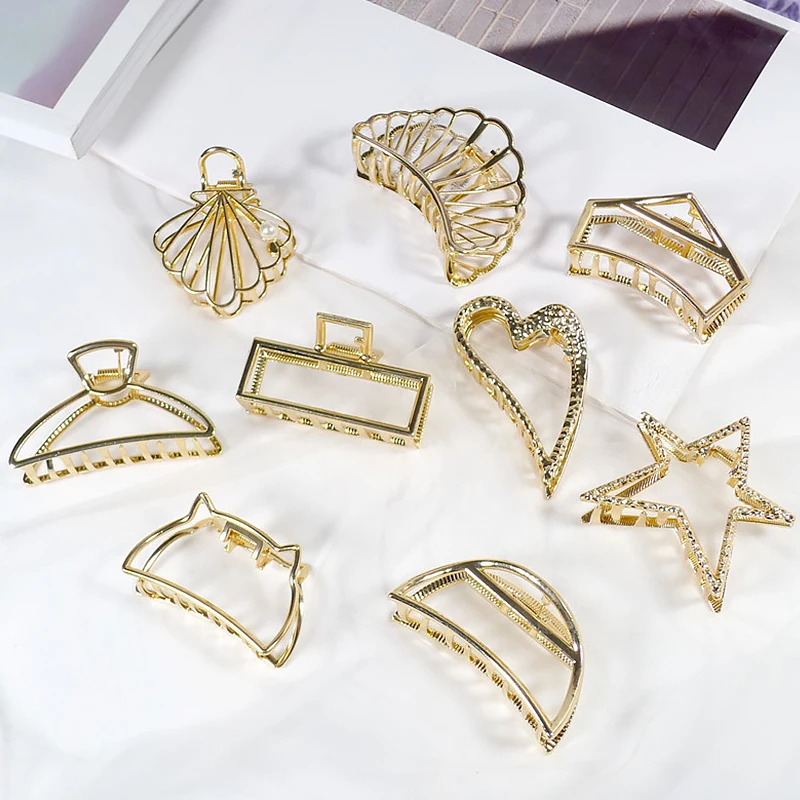 

Large Metal Hair Clips For Bathing Vintage Simple Hair Crab Women Fashion Moon Star Hair Claw Accessories Geometric Hairpins