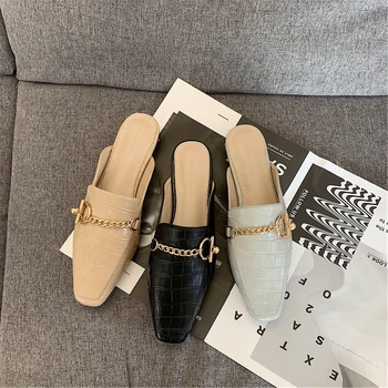

Low Heels Mules Woman Metal Chain Slippers Casual Closed Toe Slides Shallow Shoes Sexy Leather Slip on Loafers Zapatos Mujer