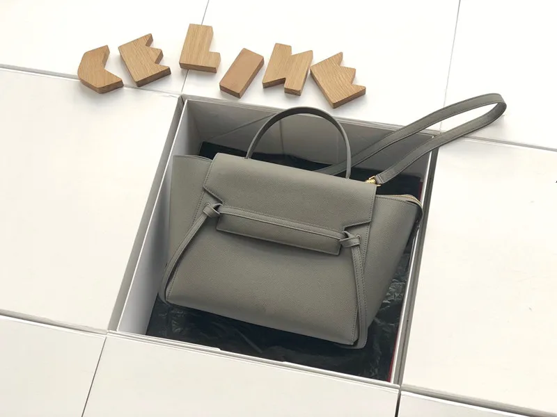 

New style in 2019, high-end customized luxury catfish bag, fashionable leisure lady's handbag, one shoulder inclined bag,