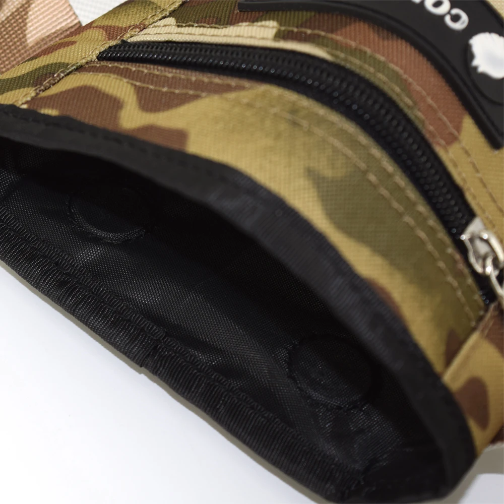 New Design Waterproof Camouflage Oxford Fabric Built-in Magnetic Buckle Pet Dog Treat Training Pouch Bag Waist Shoulder Strap
