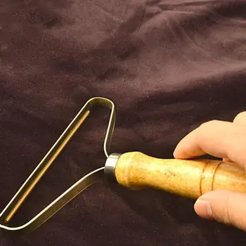 

1PC Portable Manual Clothes Lint Remover Fuzz Fabric Shaver Brush Tool Coat Double Sided Hair Removal Ball Woven Coat Shaver