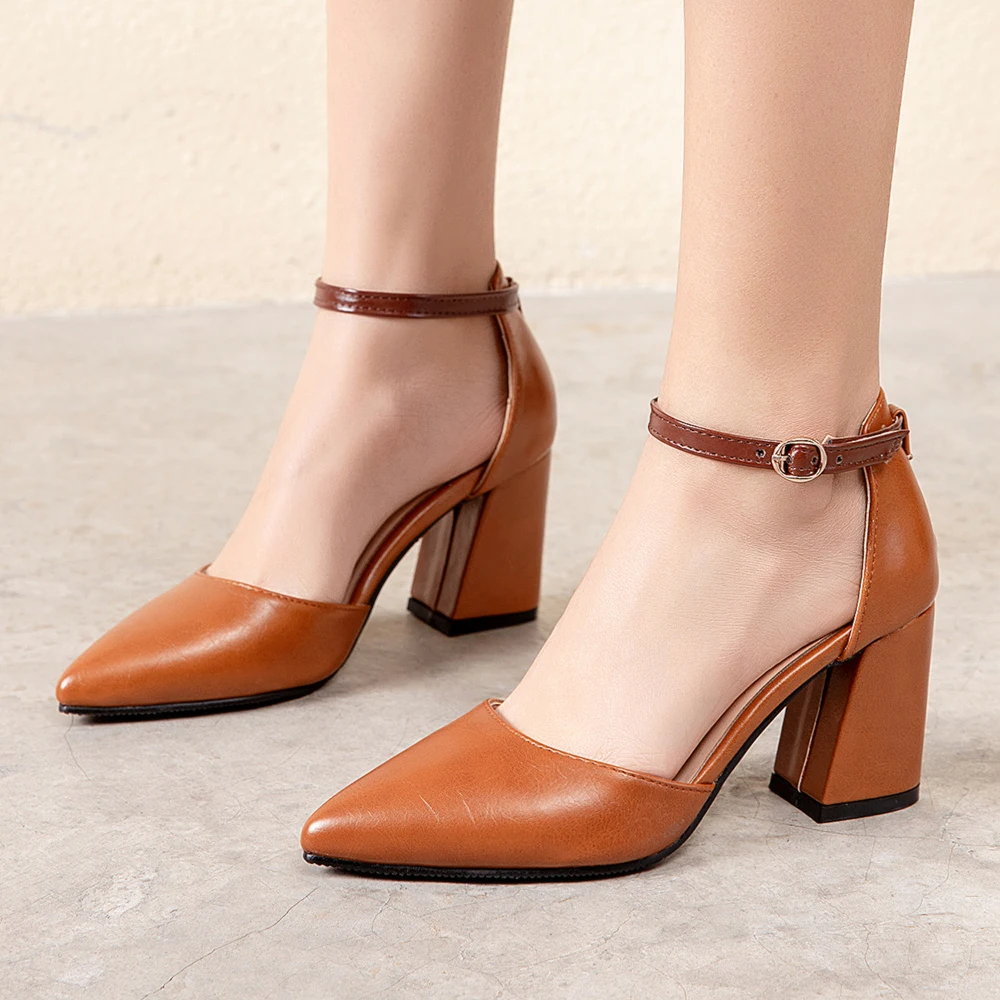 salto alto tamanho 34