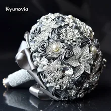 Kyunovia Classico di Cristallo Bouquet Da Sposa in Grado di Personalizzare Il Colore Grigio Nastro di Seta Del Fiore della Rosa Spilla bouquet Da Sposa Bouquet Da Sposa