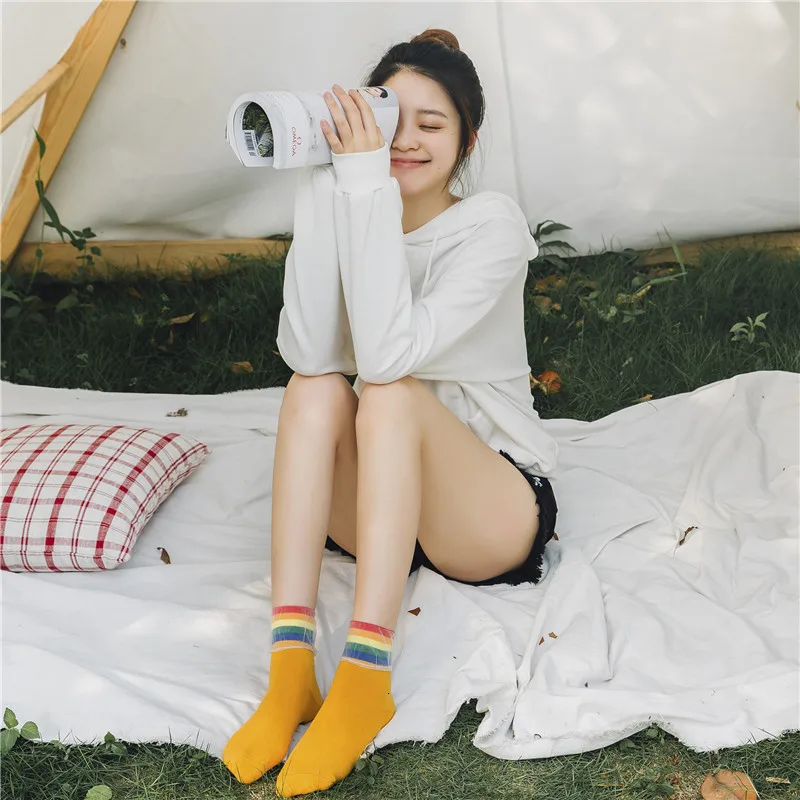 Корейские Модные прозрачные радужные полосатые кружевные носки женские дышащие Повседневный для шутника высокие носки для дам оригинальные хипстерские носки