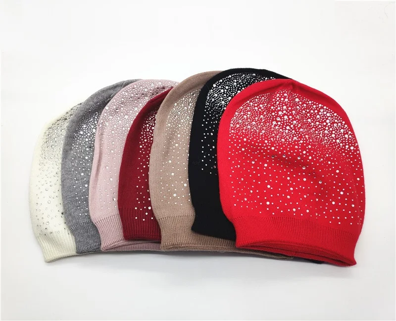 Зимние женские сапоги высотой выше колена на каждый день хлопок Стразы в стиле «хип-хоп» Лыжная вязаная шапка Для женщин в стиле панк вязаные головные уборы skullies шапка колпак