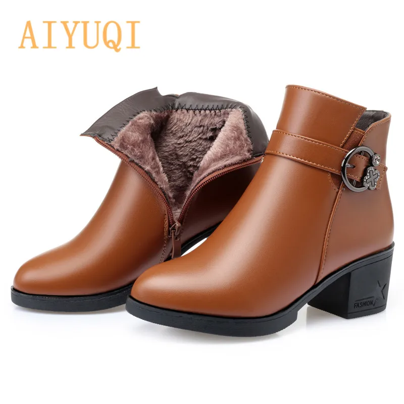 Brown fluff AIYUQI женские ботинки; Новинка года; зимняя обувь; большие размеры 41, 42, 43; женские зимние ботинки; женские ботильоны на среднем каблуке - Цвет: Brown fluff