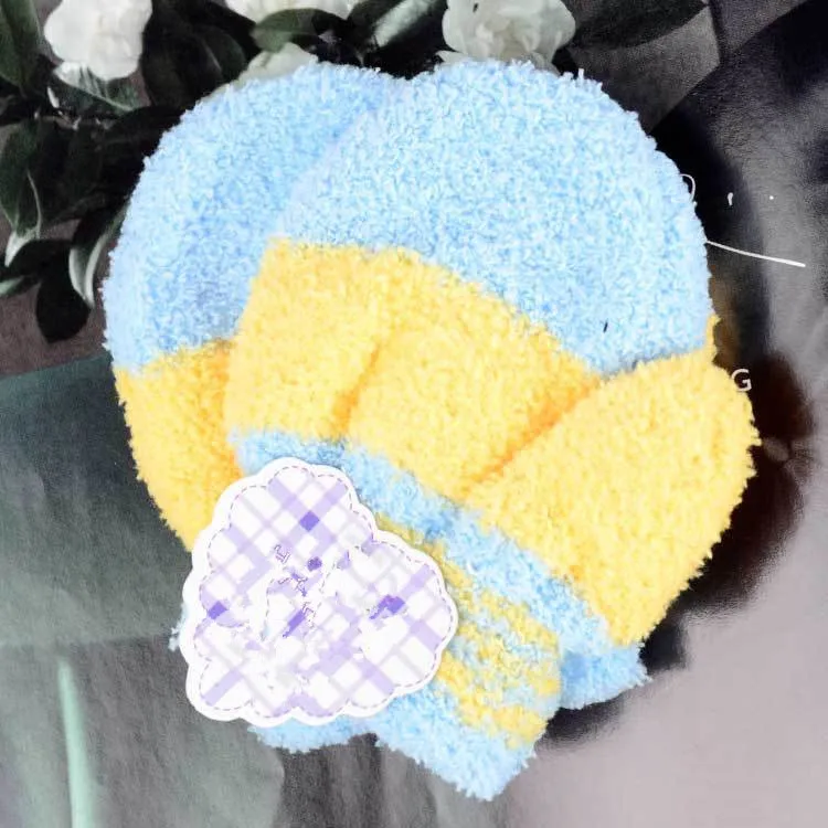 Яркие полосатые перчатки, варежки с милым рисунком из мультфильма, плотные теплые флисовые мягкие перчатки для новорожденных мальчиков и девочек, зимние аксессуары для мам и детей - Цвет: Blue Yellow 1pair
