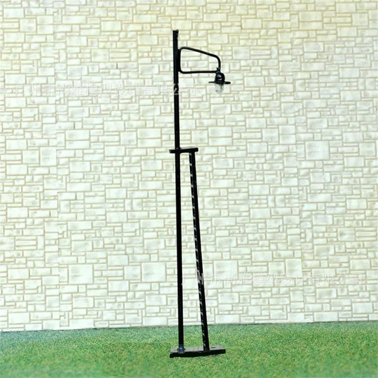 

1: 100-1: 150 Architecture Sand Table Model LED Single-head with Ladder Signal Lamp Street Lamp Model DIY Background Lamp