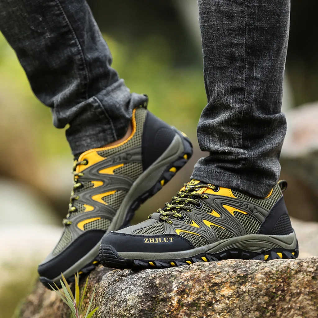 

Couple Outdoor Hiking Shoes 2019 Summer Air Mesh Breathable Sports Shoes Men Women Lace Up Outdoor Sneaker Unisex Trekking Shoes
