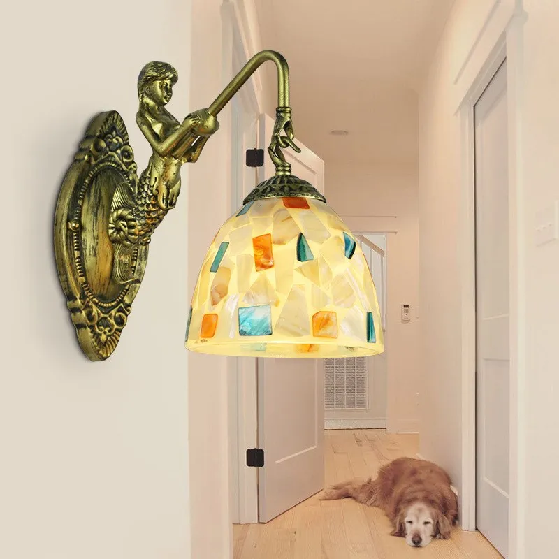 Mediterranean Wall Lamp Single Head European Retro Mermaid Resin Base Living Room Corridor Balcony Garden Bedroom Bedside Lamp - Цвет абажура: C