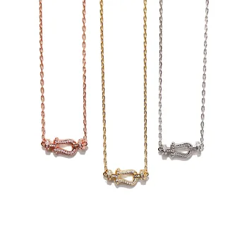 

Fashion Pendant Necklace Beautiful Jewelry Personality Classic Style Horseshoe Shape Send Love Christmas Gift 2019 new hot