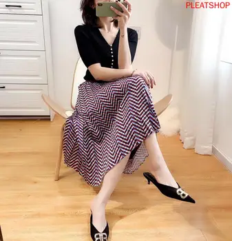 

Striped Pleated Skirt Can Be Worn in All Seasons Elegant Skirts Free Shipping