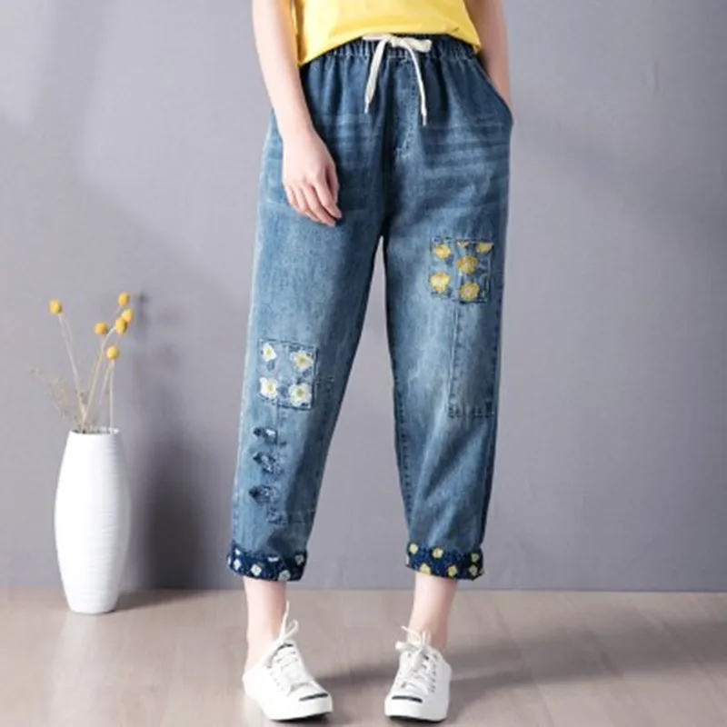 Women's Summer Fashion Elastic High Waist Floral Embroidery Patchwork Retro Ankle Length Denim Pant Female Casual Loose Jeans minimalist drill revers ankle banded jeans female elegant 90s aesthetic sequins lace cuffed pencil jean women retro demin pants