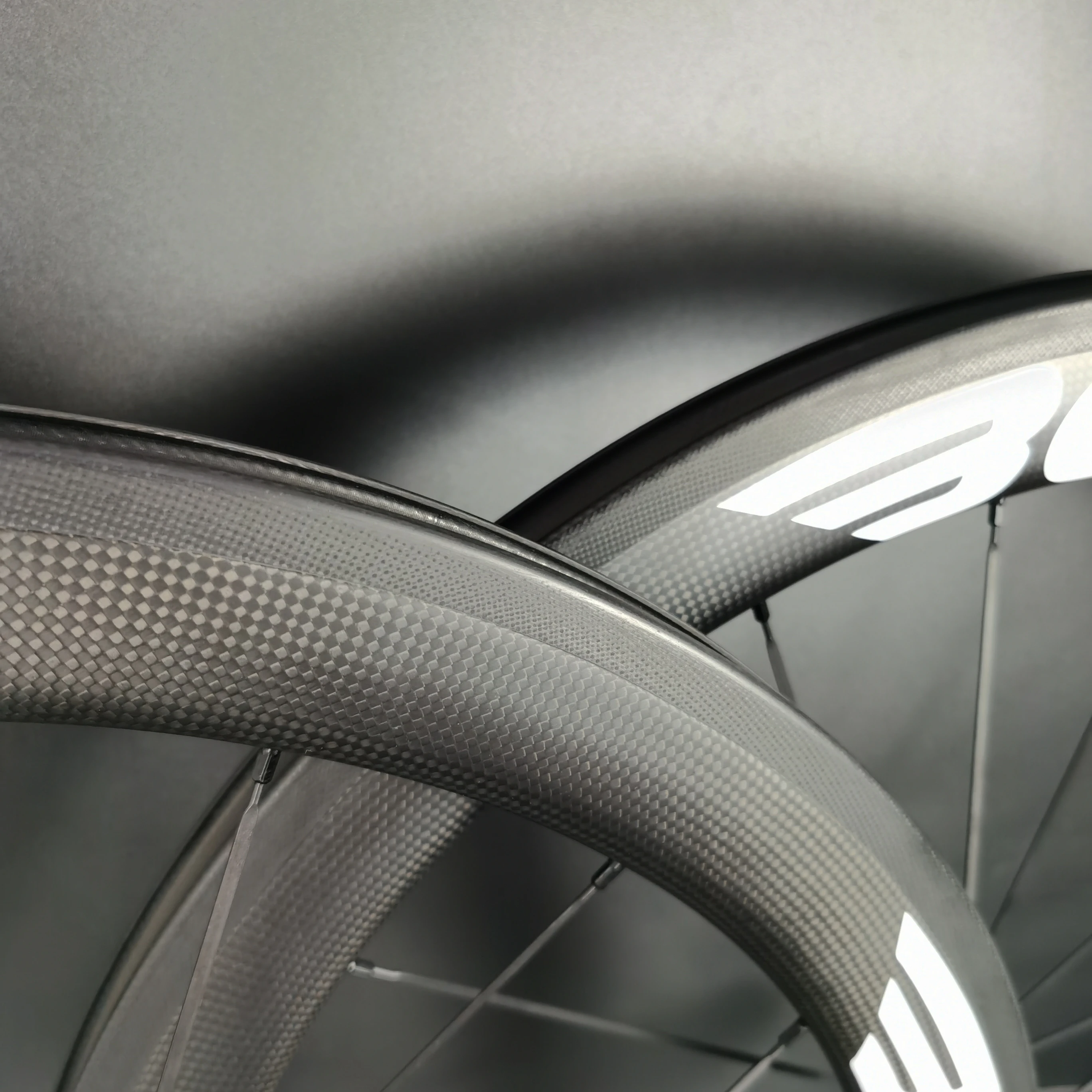 BOTY white decals 700C Road bike light carbon wheels 50mm depth 25mm width clincher/Tubular Bicycle carbon wheelset with R36 hub