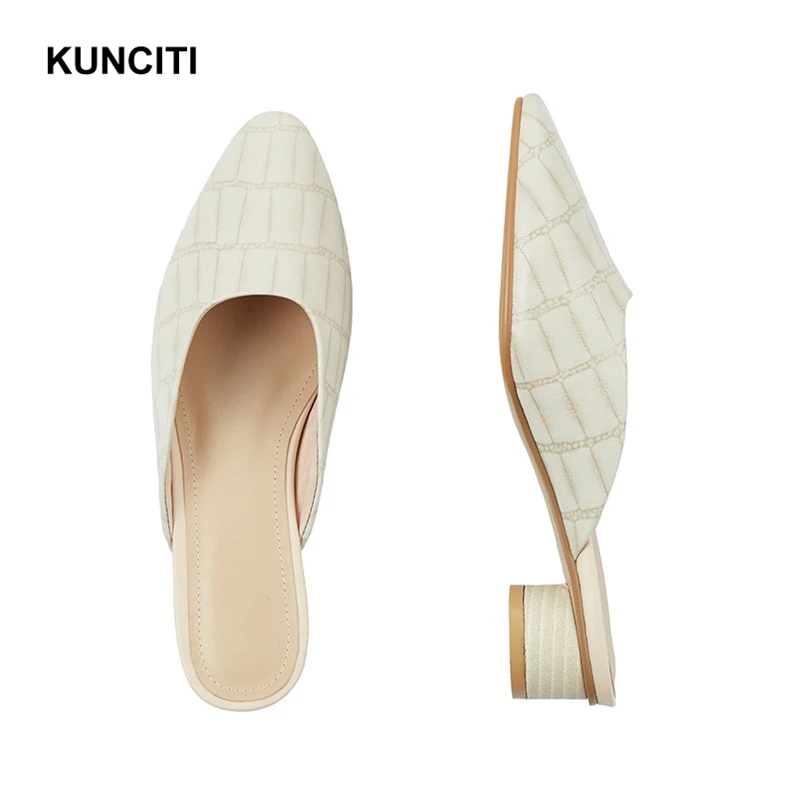Beige KUNCITI Designer Slippers Embossed Genuine Leather Low Heel Mules Outside Runway European Newest Shoes Fashion Online T002 - Цвет: Beige
