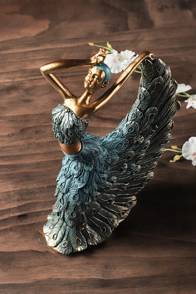 

Creative Girl Dancing Peacock Dance Statue Home Decor Accessories Crafts Room Objects Figure Office Resin Figurines Wedding Gift