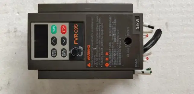 FVR0.1C9S-2 0.1KW 220 V, инвертор, хорошие рабочие