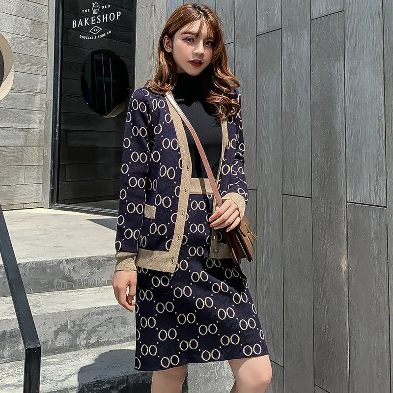 

New bright silk versatile small fragrance knitting suit jacket cardigan skirt foreign fashion suit