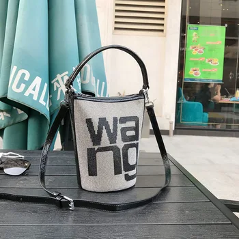 

Niche Design Flashing Diamond Bucket Bag 2020 New Diamond-studded Single Shoulder Messenger Bag Luxury Fashion Bag Gg Bag Purse