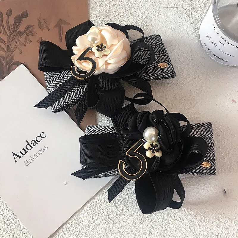 Fashion Brooch Velvet Spring Hair Clips Hair Accessories Elegance Women