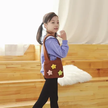 

Cute Stars Shoulder Bag for Girls Knit Cotton Handbag Small Pounch Women Bag 2019 Winter Korean Wallet Purse Xmas Gift for Her