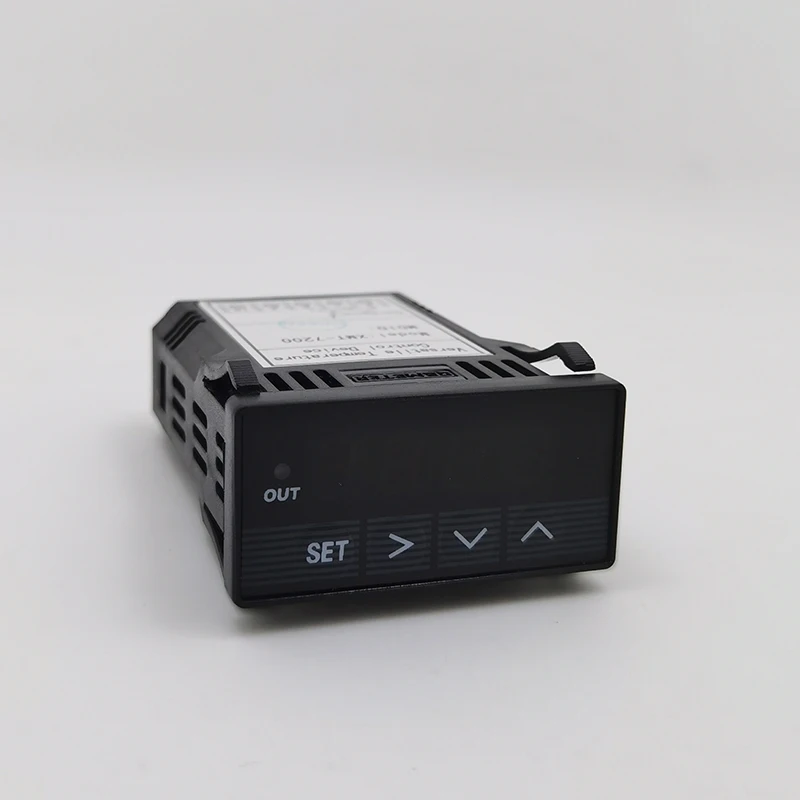 Programmable Digital PID Temperature Controller with Built-in Solid State Relay