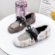 Женская обувь на плоской подошве; коллекция года; Сезон Зима; Модные женские лоферы без застежки со стразами; короткие плюшевые теплые меховые женские туфли на плоской подошве; лоферы на резиновой подошве