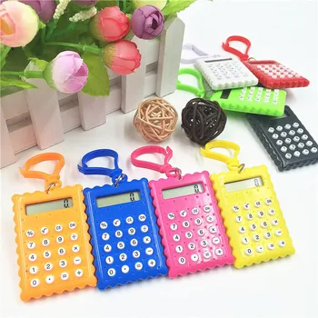 

1pcs Mini Cute Pocket Calculator with Keychain 8 Digits Electronic Portable Mini Calculator for Students Random Color
