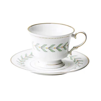

Vintage Pottery Coffee Cup Set Porcelain Office Creative White Tea Cup with Handle Saucer Bone China Kubek Na Kawe Cups AB50BZ